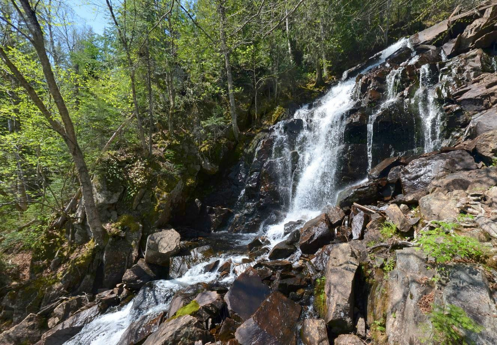 5 perfect hiking spots at less than 2 hours from Montreal