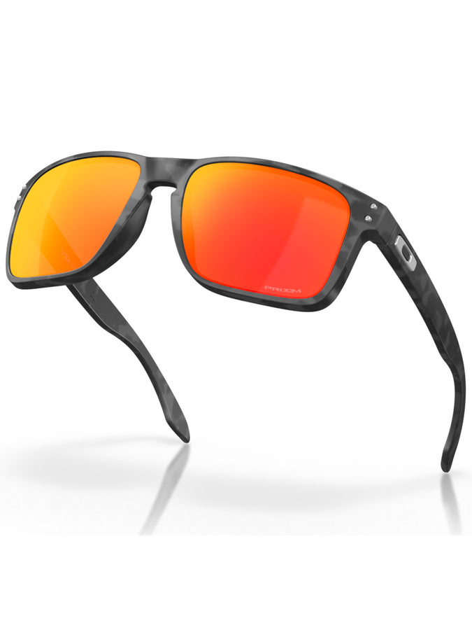 Oakley Holbrook XL Matte Black Camo/Prizm Ruby Sunglasses | MATTE BLACK CAMO/PRIZM RUBY