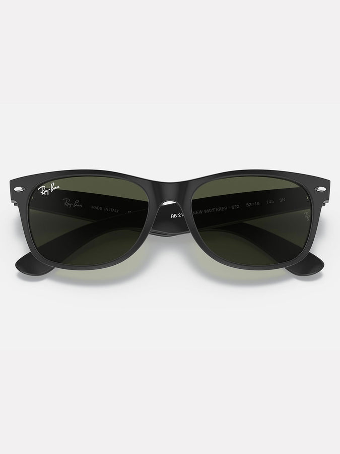 Ray-Ban New Wayfarer Matte Black/G-15 Green Sunglasses | MATTE BLACK/G-15 GREEN