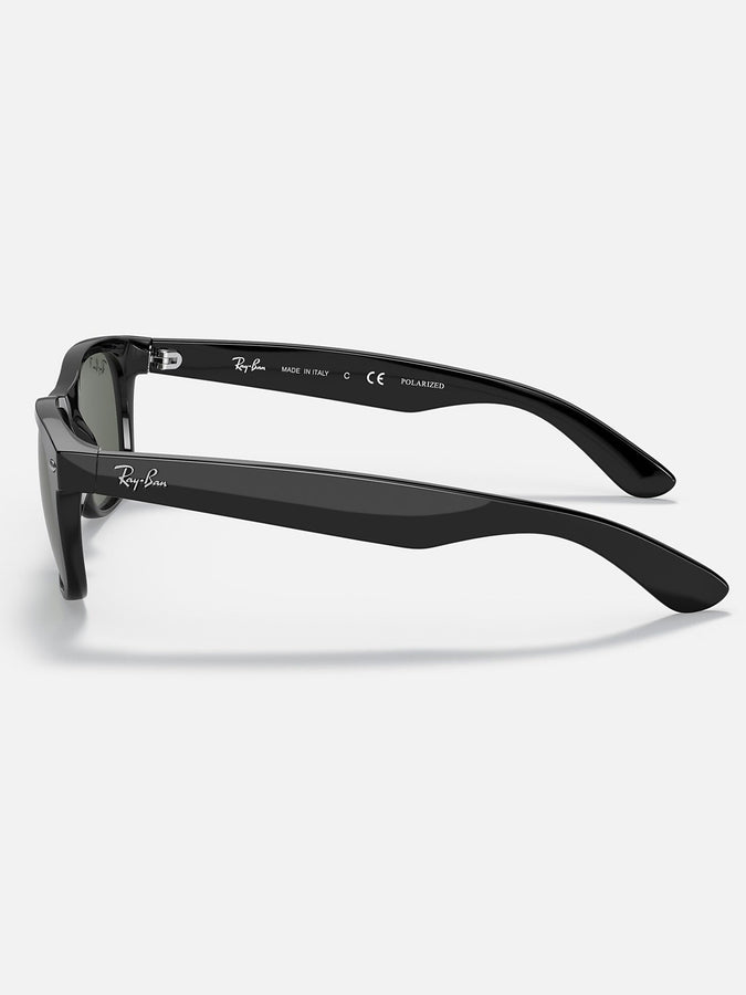 Ray-Ban New Wayfarer Polished Black/Green Sunglasses | POLISHED BLACK/GREEN