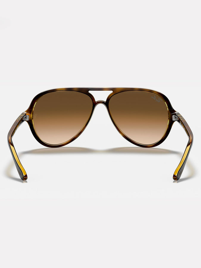 Ray-Ban Cats 5000 Light Havana/Light Brown Grad Sunglasses | LIGHT HAVANA/LIGHT BROWN GRAD