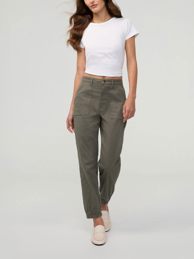 Duer Live Lite High Rise Jogger Pants Spring 2026 | THYME (TYM)