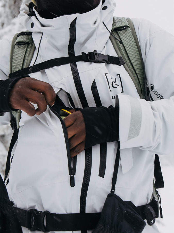 Burton [ak] Swash GORE‑TEX 2L Snowboard Jacket 2024 | GREY CLOUD (022)