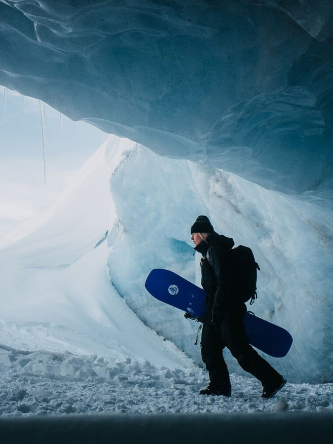 Burton GORE-TEX [ak] Embarak Jacket Winter 2026 | TRUE BLACK (A04)