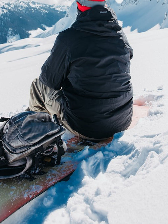 Burton [ak] GORE-TEX Hover Stretch Snowboard Jacket 2025 | TRUE BLACK (001)