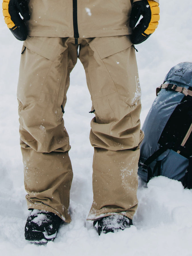Burton GORE-TEX [ak] Swash Jacket Winter 2026 | SUMMIT TAUPE (AH2)