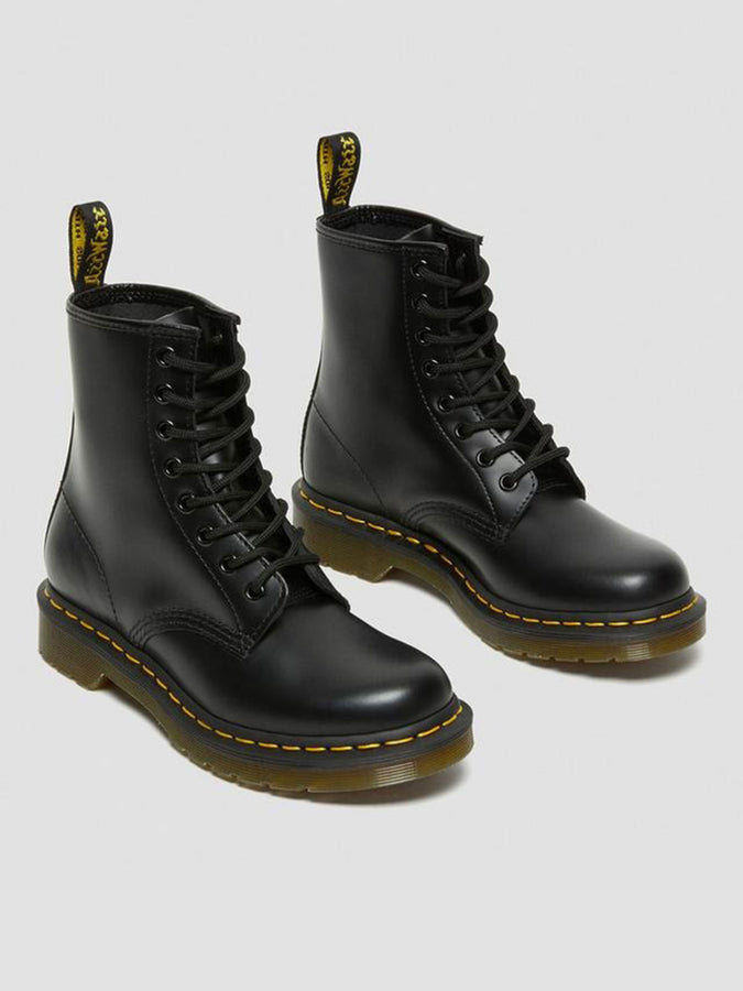 Dr.Martens 1460 Smooth Black Boots | BLACK