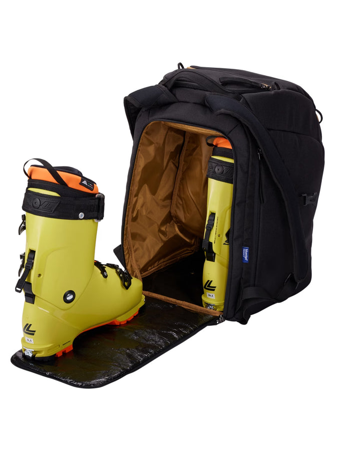Thule Roundtrip Boot 45L Black Snowboard Backpack 2025 | BLACK