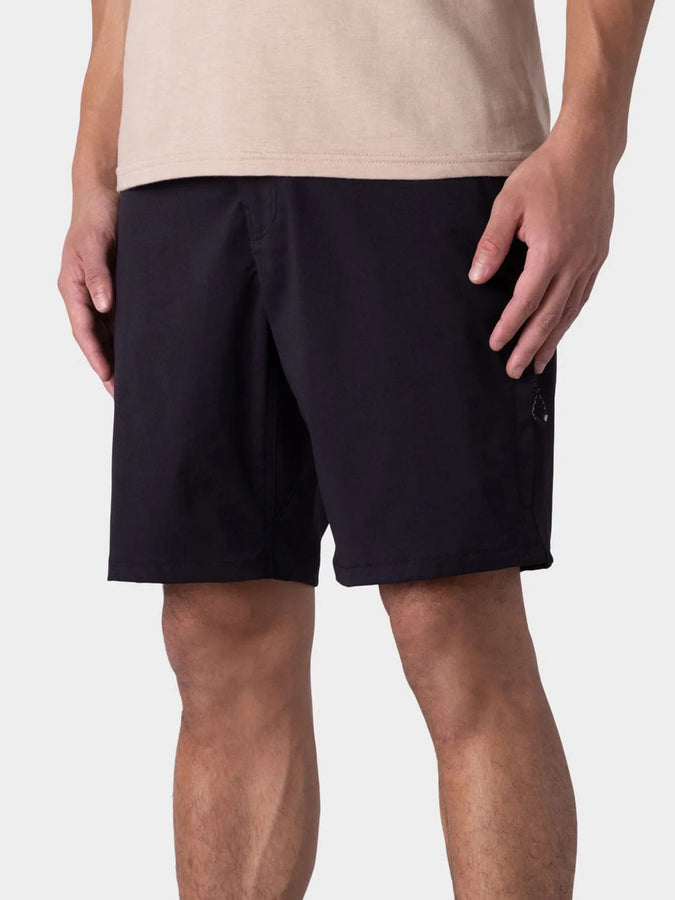 686 Everywhere Hybrid Relaxed Fit Shorts | BLACK (BLK)