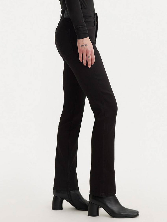 Levis 724 High Rise Straight Soft Black Jeans Fall 2024 | SOFT BLACK (0016)