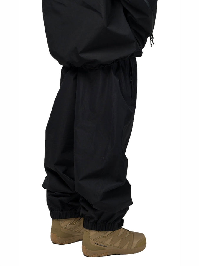 Souvenir 2.5 Ply 2027 – Shell Pants | BLACK