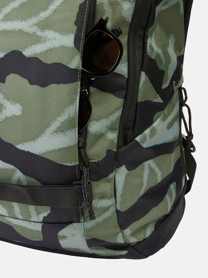Burton Kilo 2.0 Backpack | GRAFFITI CAMO (E3U)