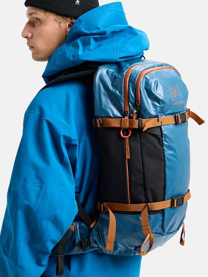 Burton [ak]® Dispatcher 25L Backpack | BLUE TEAL (EVV)