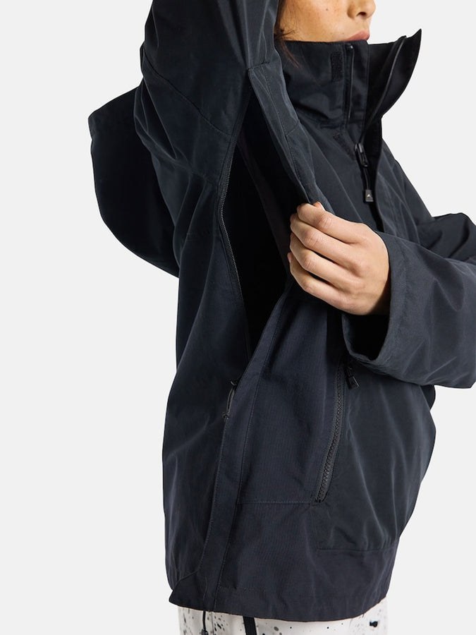 Burton Frostner Anorak Jacket 2025 | TRUE BLK/STOUT WHT (001)