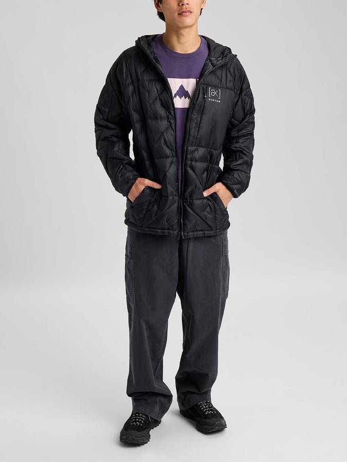 Burton [ak]® Baker Hooded Down 2027 – Insulator Jacket | TRUE BLACK (A04)