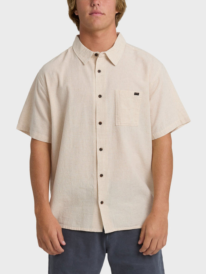 Billabong Victoria Short Sleeve Buttondown Shirt Spring 2026 | OFF WHITE (OFW)