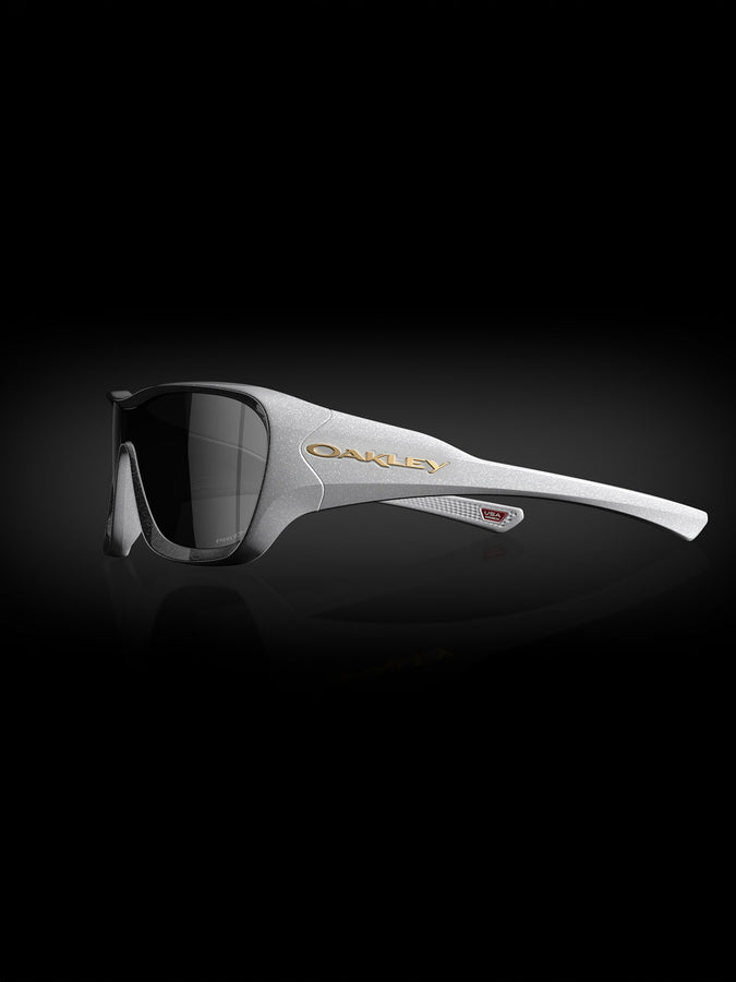 Oakley De La Salle Pearl White/Prizm Black Sunglasses | PEARL WHITE/PRIZM BLACK