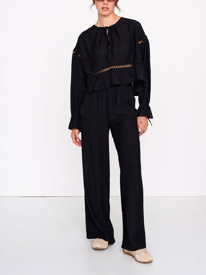 24 Colours Black Pants Spring 2026 | BLACK
