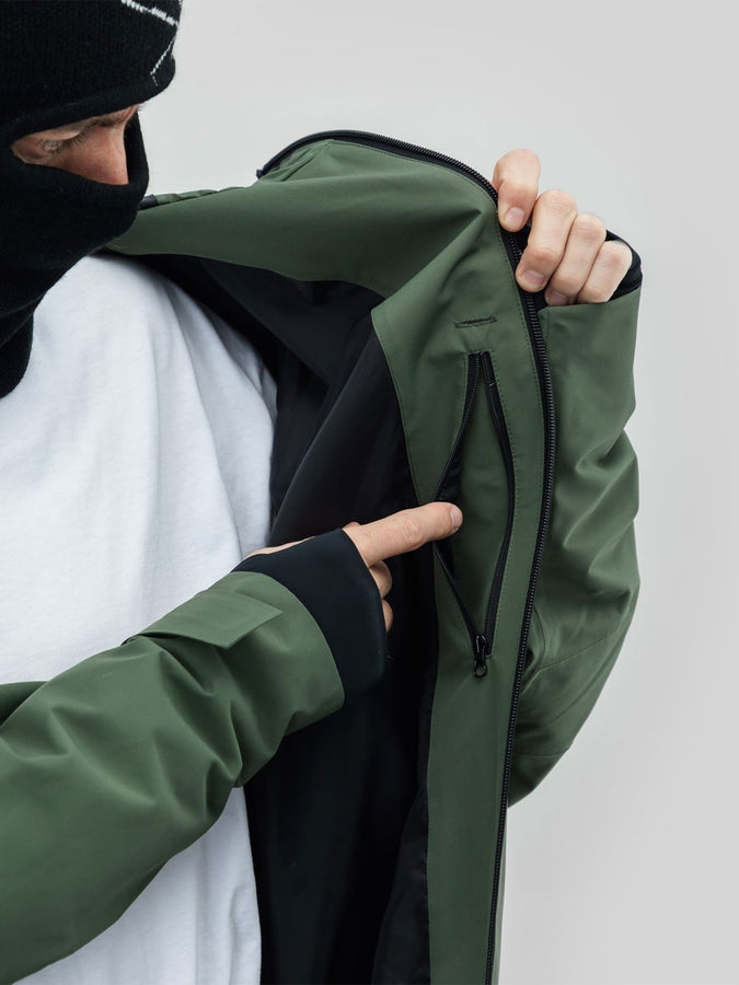 Beyond Medals Park 2027 – Shell Jacket | DARK GREEN