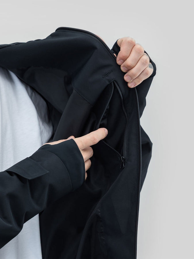Beyond Medals Park 2027 – Shell Jacket | BLACK