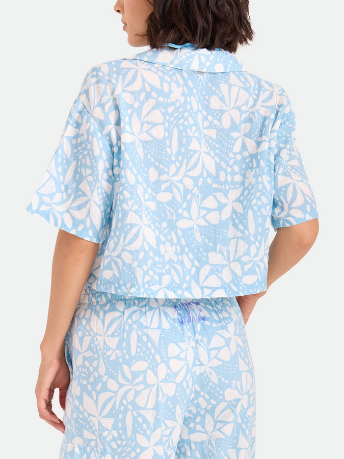 Volcom Tied Up Crop Short Sleeve Buttondown Shirt Spring 2026 | SUMMER SONG (S1N)