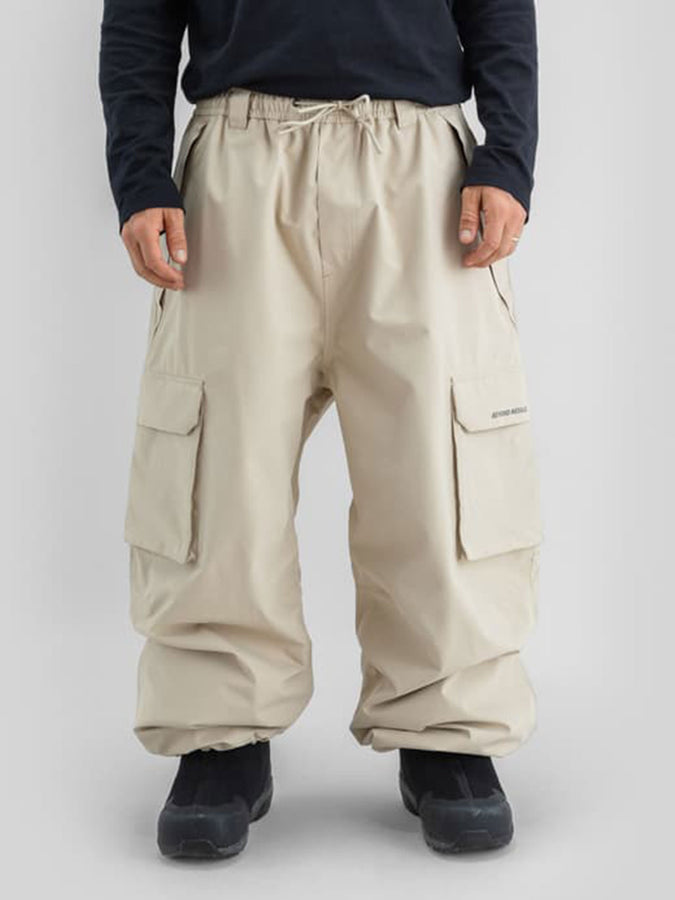 Beyond Medals Park Cargo 2027 – Shell Pants | BEIGE