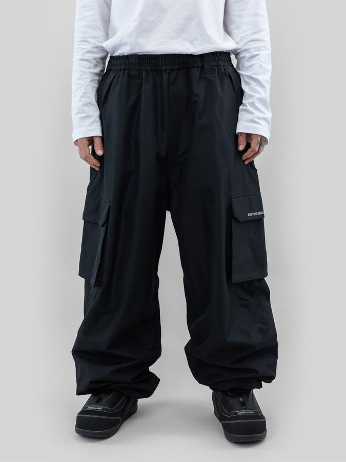 Beyond Medals Park Cargo 2027 – Shell Pants | BLACK