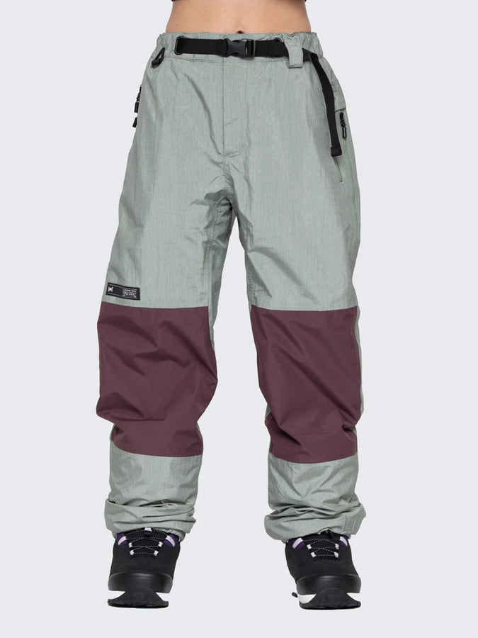 L1 Ventura Snowboard Pants 2024 | SHADOW/HUCKLEBERRY