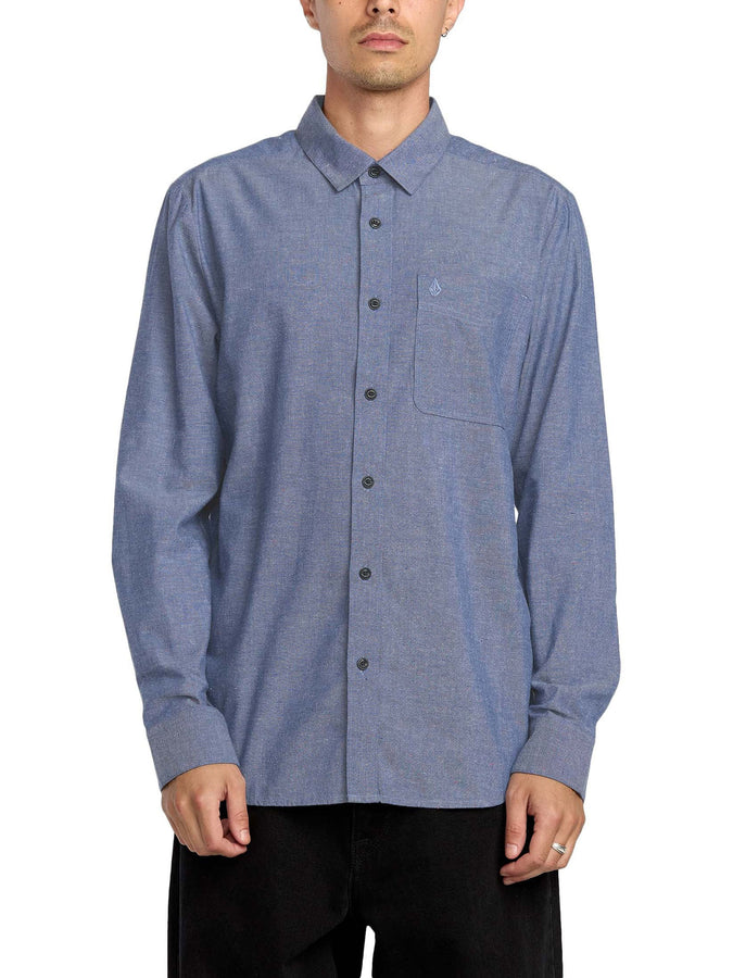 Volcom Date Knight Long Sleeve Buttondown Shirt Fall 2025 | BLUE WASH (BWS)