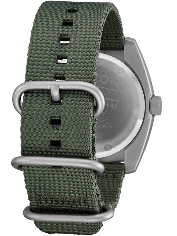 Nixon Clutch 42 Matte Silver/Thyme Watch 2025 | MATTE SILVER/THYME (5350)