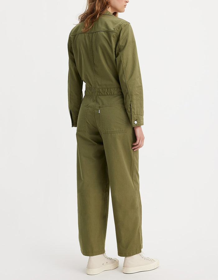 Levis Iconic Women Olive Night Jumper Spring 2024 | OLIVE NIGHT (0005)