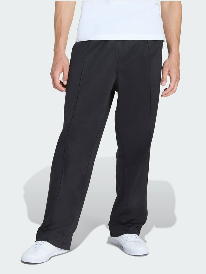 Adidas Baggy Track Black/Black Pants Spring 2026 | BLACK/BLACK
