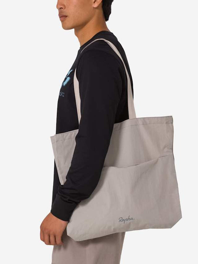 Rapha Tech Tote Bag Fall 2025 | DOVE/SILVER REFLECTIVE