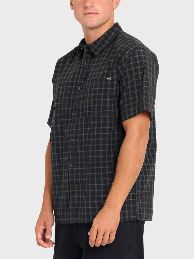 Billabong Vista Short Sleeve Buttondown Shirt Fall 2026 | PHANTOM (PHT)
