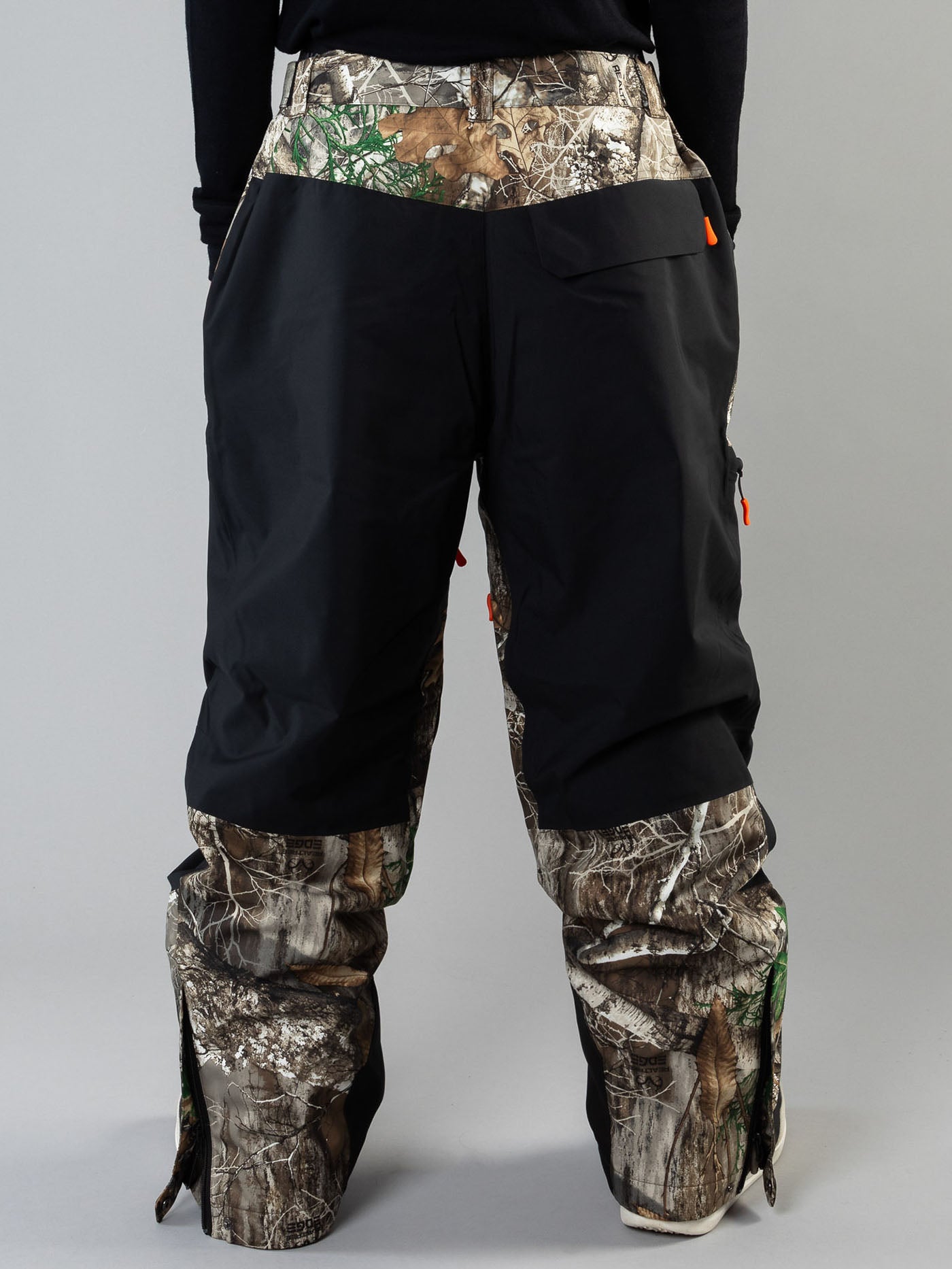 Beyond Medals x Realtree Zip Pants 2025