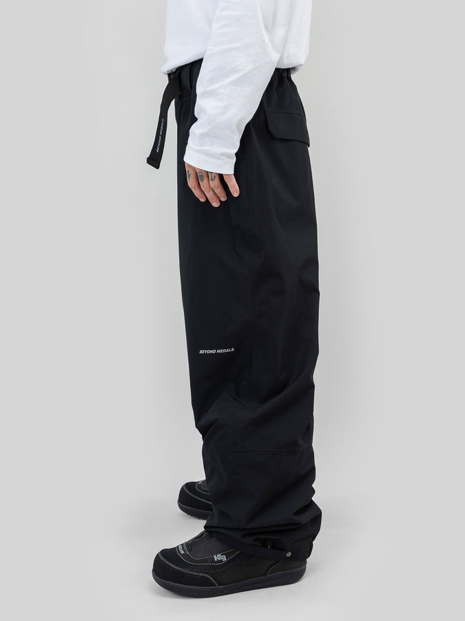 Beyond Medals Nostalgia Pants Winter 2026 | BLACK