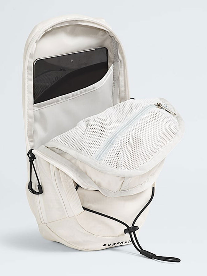 The North Face Borealis Sling Bag | WHITE DUNE/TNF BLACK (ROU)