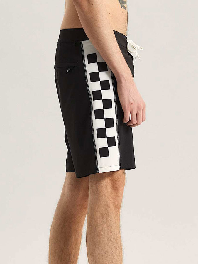 Vans Daily Sideline Mo Boardshorts Spring 2026 | BLACK/MARSHMALLOW (1KP)