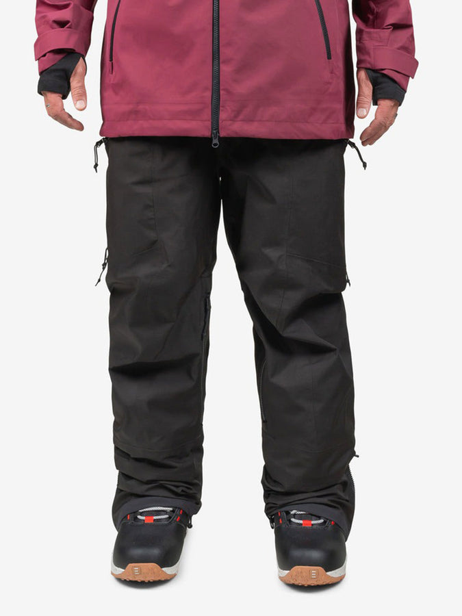 Endeavor Shelter Bib Winter 2026 | BLACK (BLK)