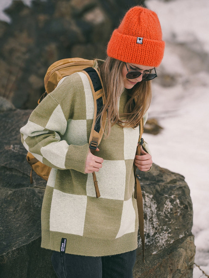 Notice The Reckless Moss Sweater Holiday 2025 | MOSS GREEN