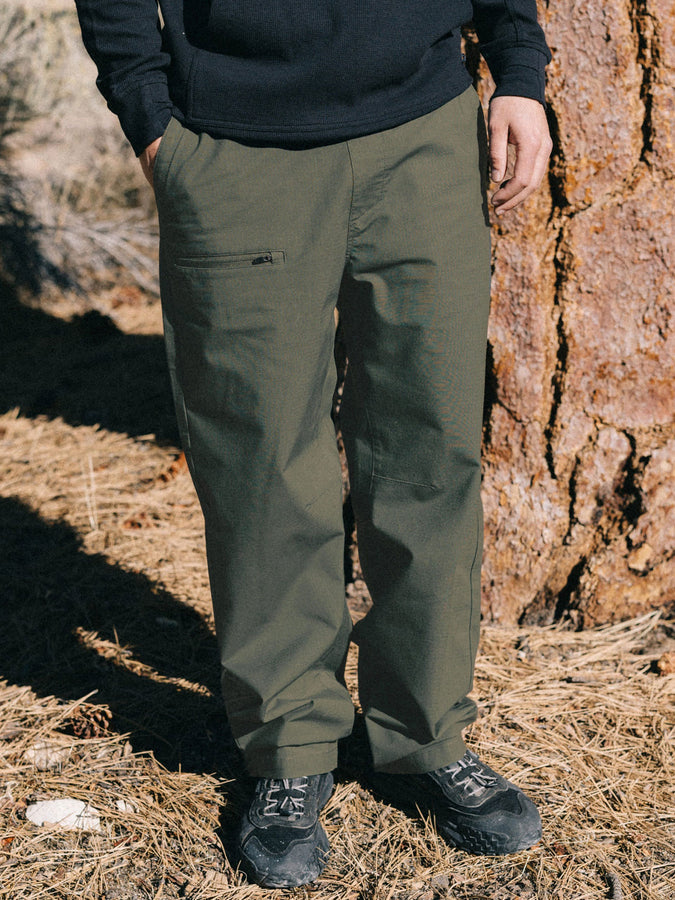 686 Free Loader Loose Fit Pants Fall 2026 | OLIVE (OLV)