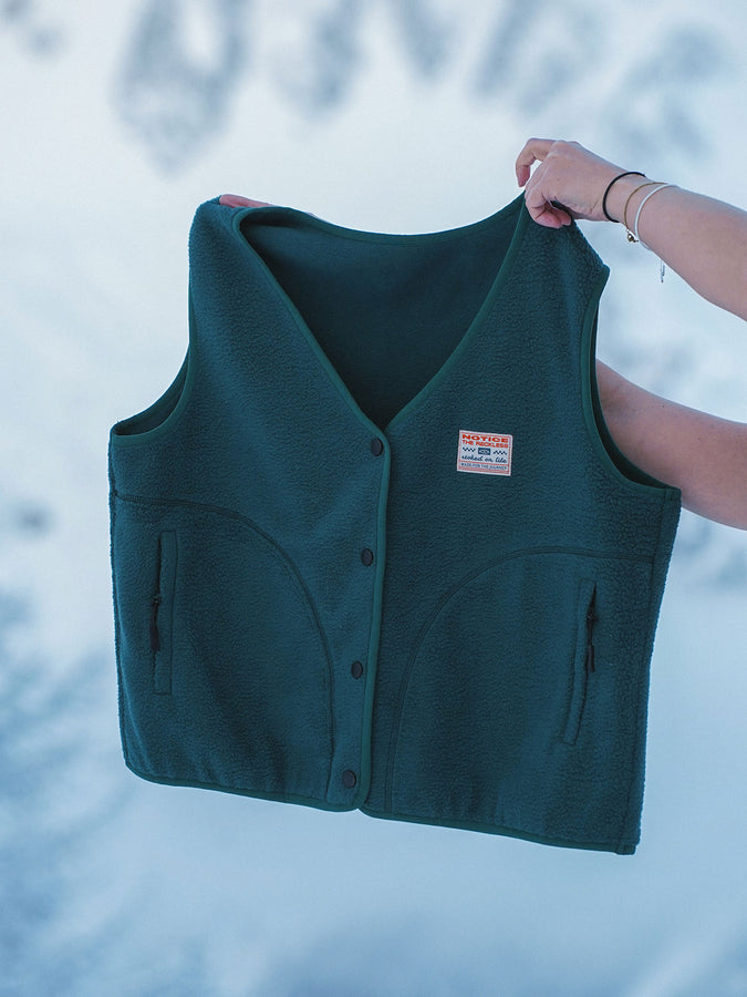 Notice The Reckless Emerald Cropped Vest Fall 2026 | EMERALD
