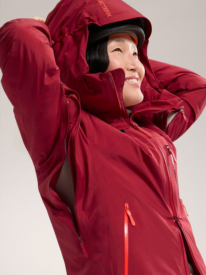 Arcteryx GORE-TEX Beta Insulated Snowboard Jacket 2024 | BORDEAUX