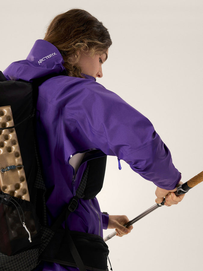 Arc'teryx Beta SL Jacket Fall 2025 | AZALEA