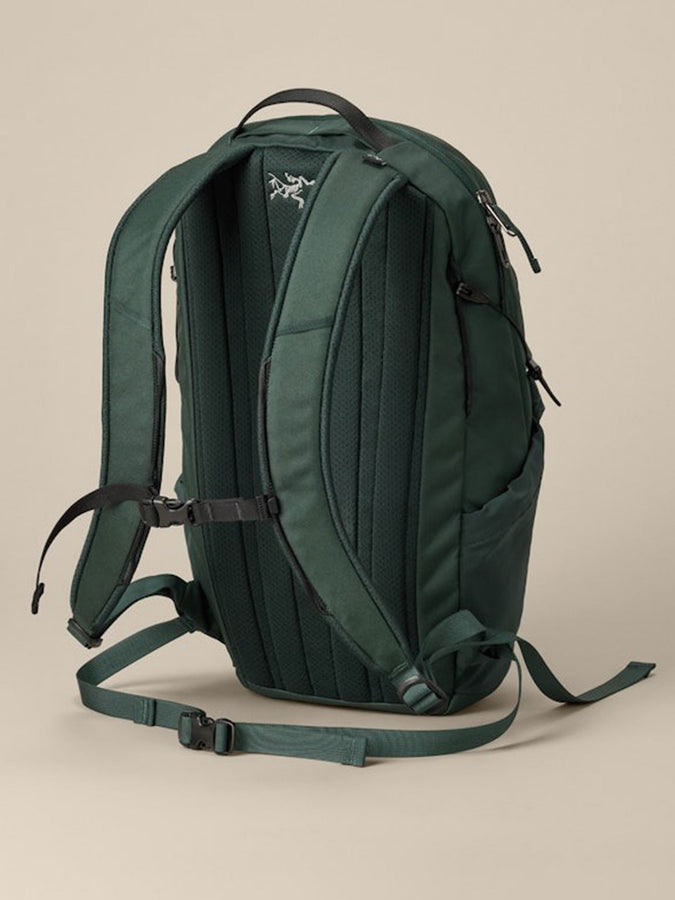 Arcteryx Mantis 16 Backpack | DARK JADE