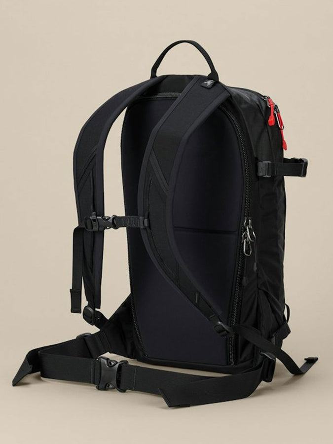 Arc'teryx Quintic 16 Backpack | BLACK