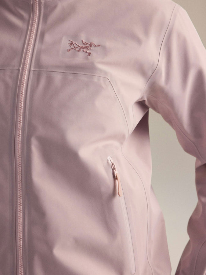 Arc'teryx GORE-TEX Beta Jacket 2027 – Women's Shell | ALPINE ROSE II