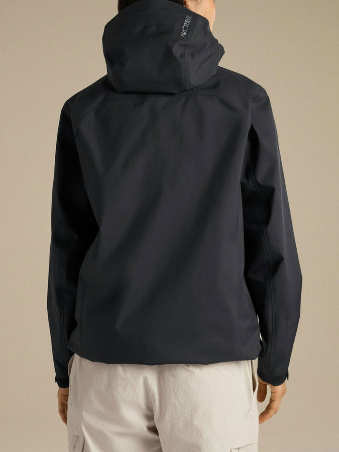 Arc'teryx GORE-TEX Beta Jacket 2027 – Women's Shell | BLACK