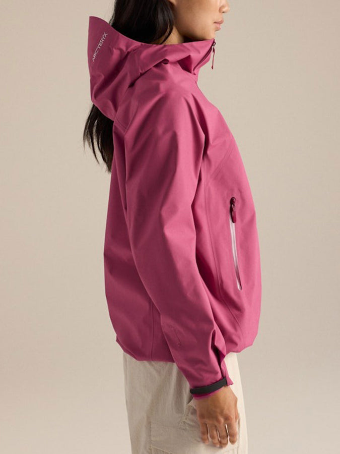 Arc'teryx GORE-TEX Beta Jacket 2027 – Women's Shell | LT RENEGADE