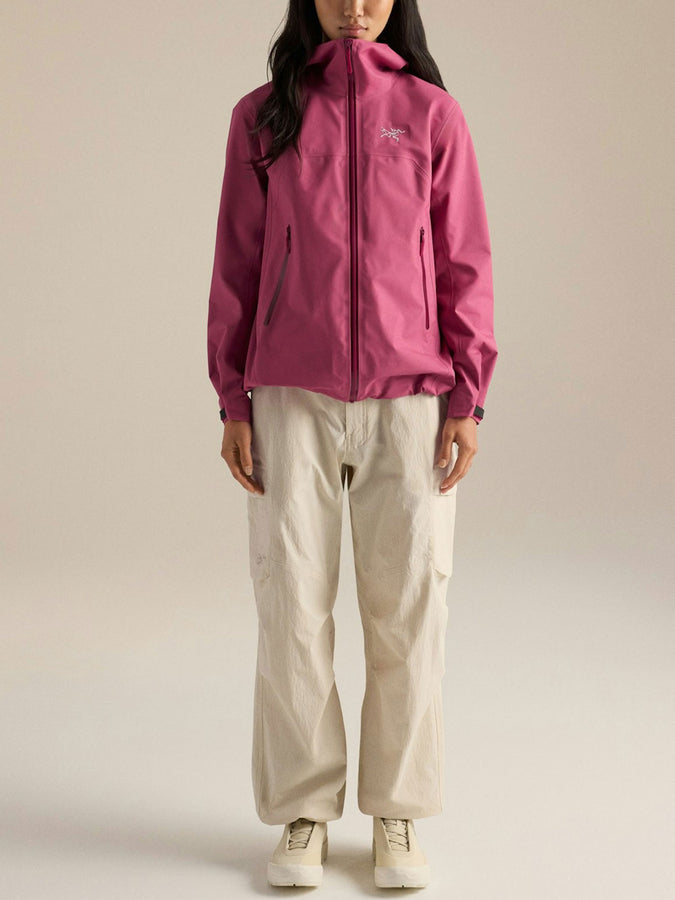 Arc'teryx GORE-TEX Beta Jacket 2027 – Women's Shell | LT RENEGADE